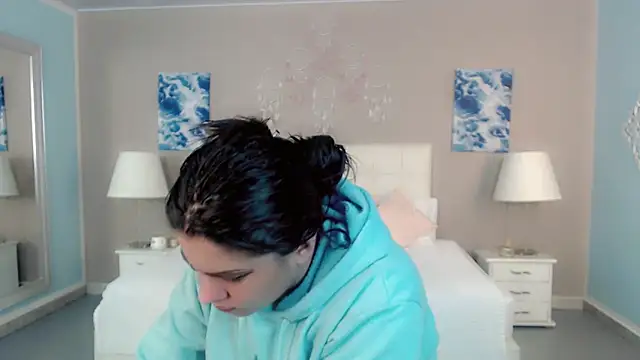 maddissonivanova online show from March 9, 7:17 pm