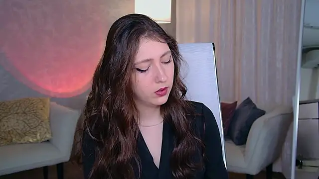 Mary Miiller online show from March 20, 6:51 am