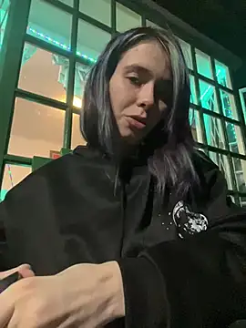 the holy t online show from April 6, 6:42 pm