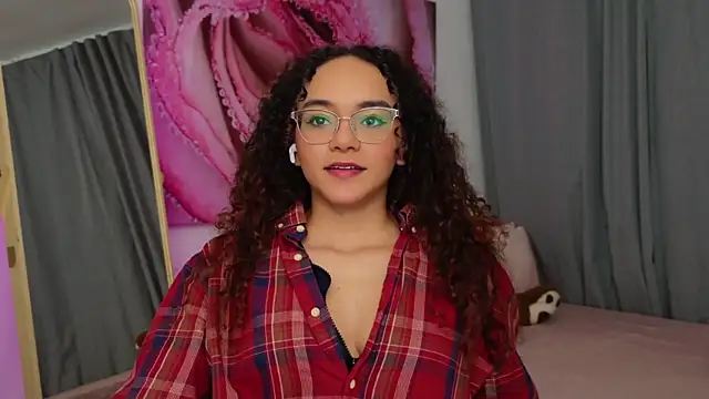 Taylor Tina online show from December 17, 10:14 pm