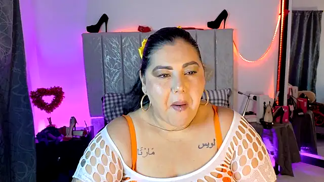 AndreaKinky online show from March 9, 8:28 am