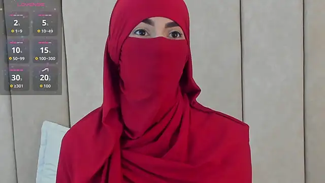  Zahiira  online show from September 30, 12:00 pm