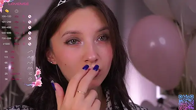 DaisyBlaze online show from November 7, 4:45 pm