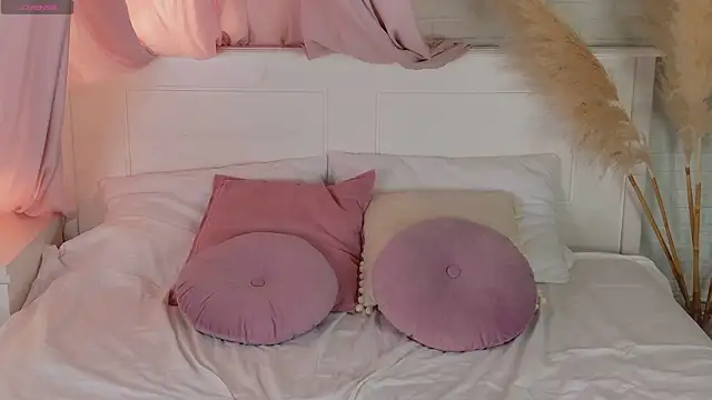 Sexy witches online show from October 31, 6:26 am