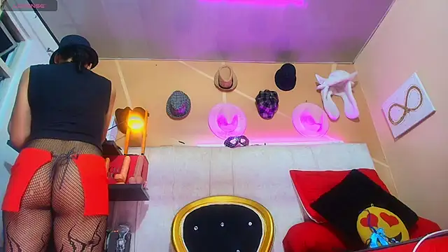 brendaliive online show from March 7, 3:13 am