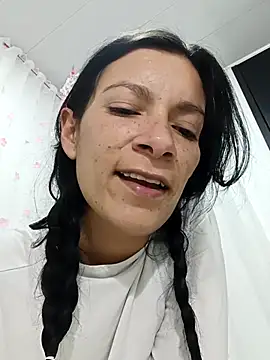 kim lebanon online show from September 28, 6:31 am