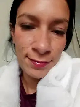 kim lebanon online show from November 9, 7:32 pm