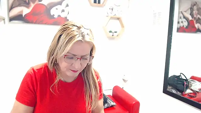 DIVAX MONSERRAT online show from February 16, 10:42 pm