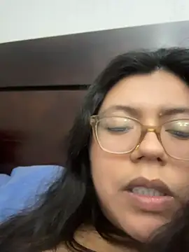 karysweetbeaury online show from July 15, 11:37 am