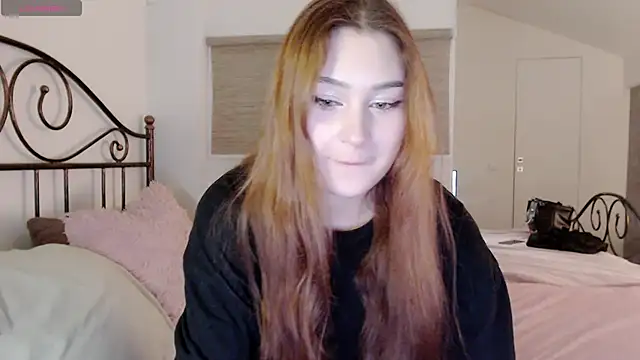 Lili Luuu online show from March 25, 10:23 pm