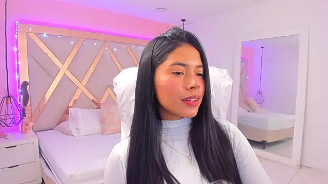 samantaa shy online show from March 4, 11:11 pm