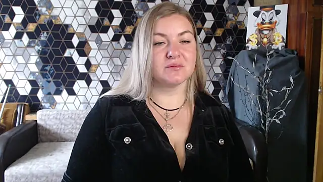 NikaSkylink online show from April 13, 4:58 am