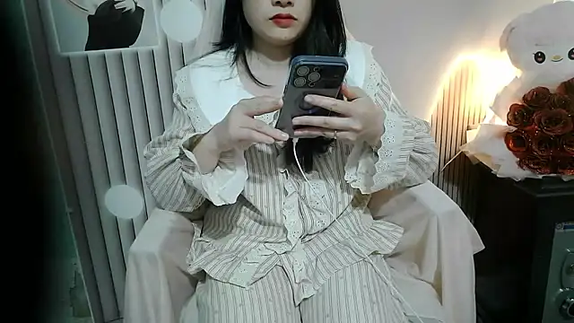 Emachiii online show from November 13, 12:04 pm