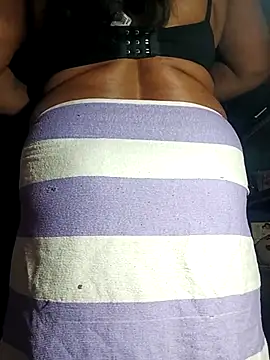 Nude-Priya2 online show from November 25, 7:15 pm