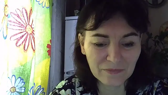 Krystal 82 online show from November 25, 9:22 am