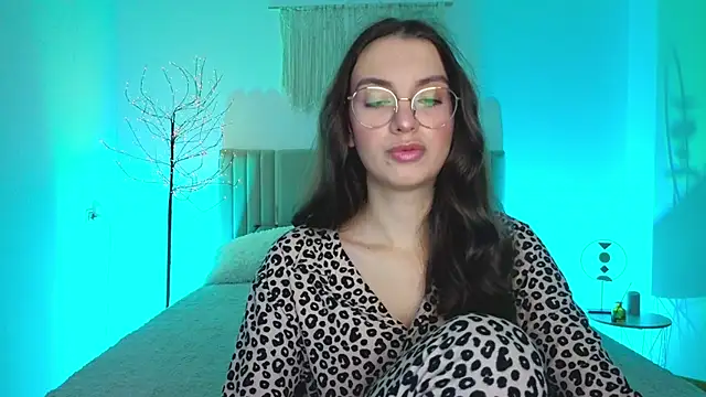 Real cutie1 online show from March 12, 2:31 pm