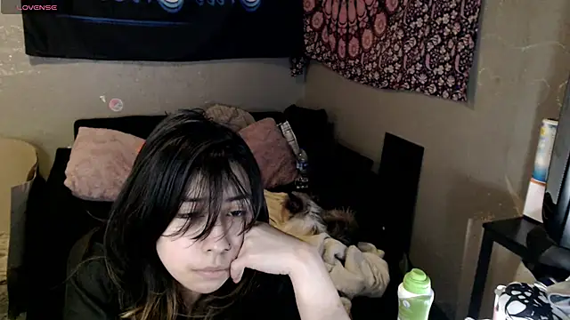 London Ray online show from October 29, 7:45 am