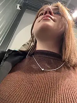 lucy-joy online show from November 20, 12:28 pm