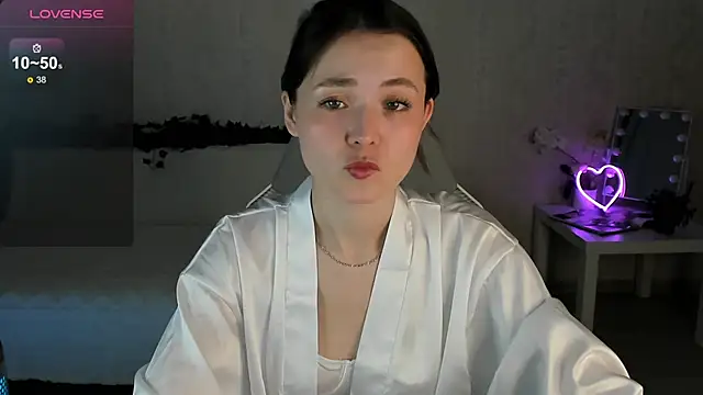 ArleneThomas online show from October 5, 1:05 pm