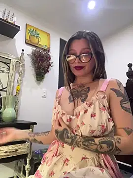 KoraSweett online show from February 5, 8:34 pm