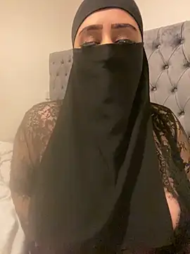 Pari Persianbaddie6 online show from March 29, 11:15 pm