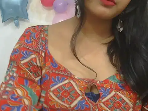 POOJA 199 online show from December 19, 8:50 am