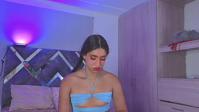 candice777 online show from April 11, 2:43 pm