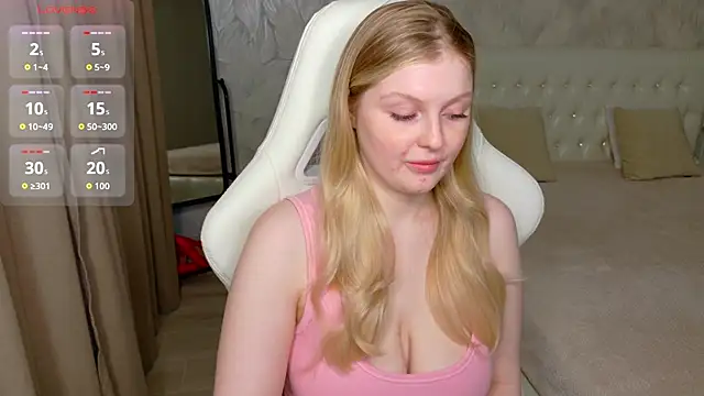 AmeliaDiamond online show from April 21, 2:51 am