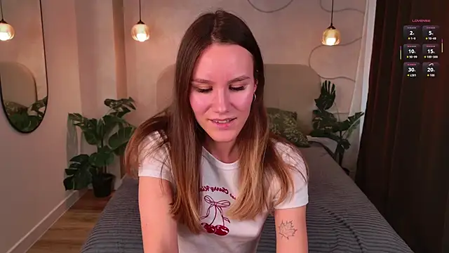 Snapshot of _Clare_Florence_ chatting on October 4, 1:50 pm  Clare Florence  online show from October 4, 1:50 pm