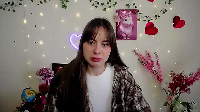 Amanda Bright  online show from March 6, 8:42 am