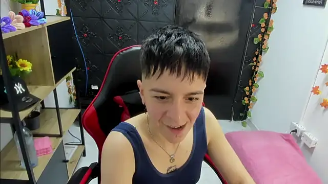  Hannah Hot online show from March 2, 3:50 am