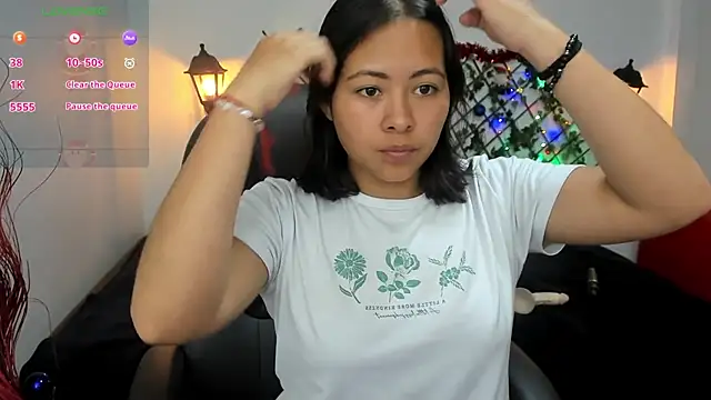 Louisa  clare online show from December 22, 1:09 am