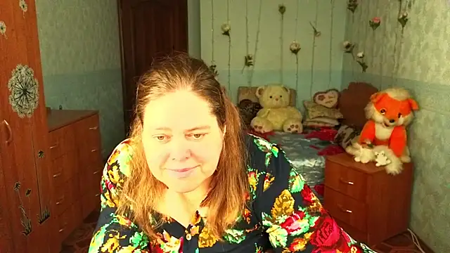 Audrey Aura online show from November 6, 6:30 am