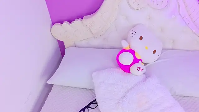 SamantaKane online show from April 1, 1:41 pm