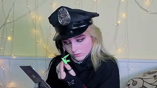 PortiaHedge online show from November 14, 6:08 pm