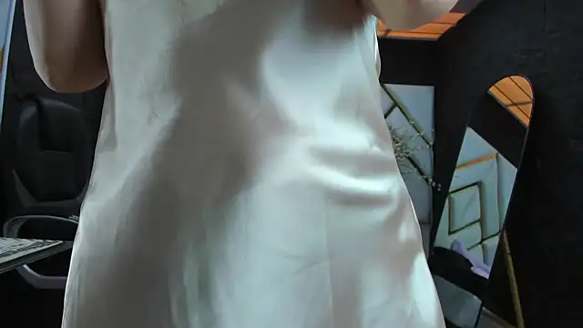 paula miler1 online show from April 10, 3:40 pm