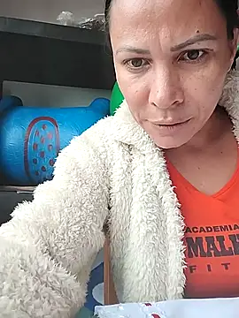 dyjaA online show from November 5, 10:09 am