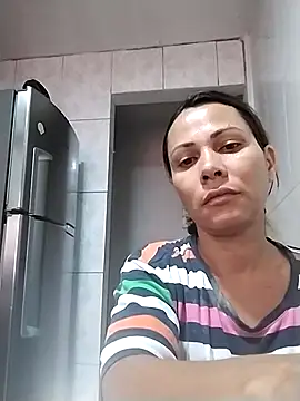 Snapshot of dyjaA chatting on October 2, 11:04 am dyjaA online show from October 2, 11:04 am