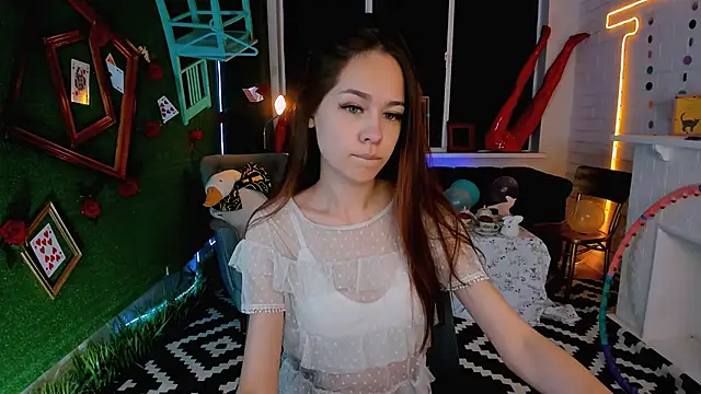 UliaNeer online show from September 18, 5:06 am