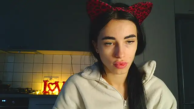 EvaMelnik online show from October 7, 2:54 pm