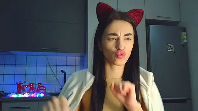 EvaMelnik online show from October 27, 3:51 pm