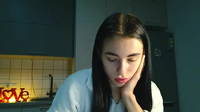 EvaMelnik online show from September 25, 6:28 pm