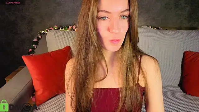 Agnes Wells online show from November 26, 9:32 am