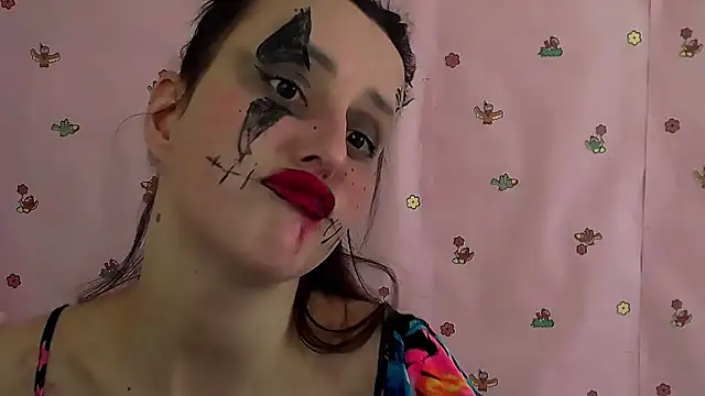 FeelMe   online show from October 31, 10:41 am