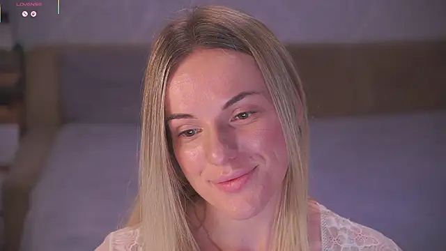 Vanille Mystery online show from April 5, 8:41 pm