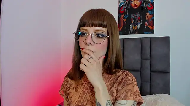 Snapshot of abby_jones2 chatting on October 24, 1:34 am abby jones2 online show from October 24, 1:34 am