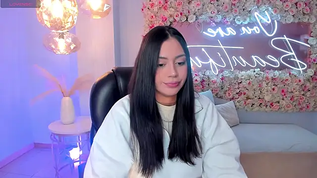 AmbarJames  online show from December 14, 11:16 am