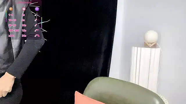 xiaoyue8888 online show from September 30, 1:33 am