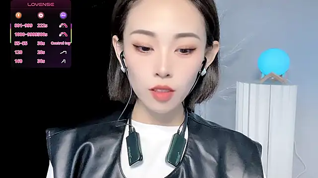 xiaoyue8888 online show from September 14, 1:47 am