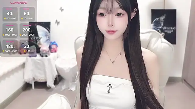 -EEBABY online show from November 24, 8:33 pm